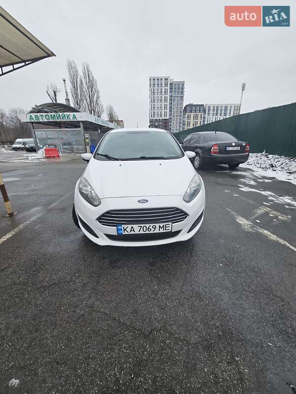 Ford Fiesta 2015