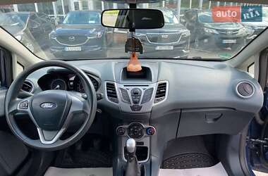 Хэтчбек Ford Fiesta 2011 в 