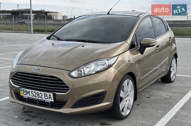 Хэтчбек Ford Fiesta 2013 в 