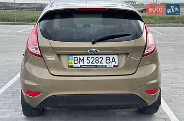 Хэтчбек Ford Fiesta 2013 в 