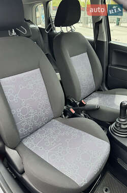 Хетчбек Ford Fiesta 2005 в 