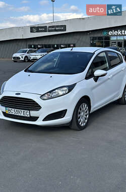 Хэтчбек Ford Fiesta 2013 в Львове