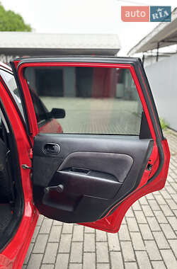 Хэтчбек Ford Fiesta 2007 в 