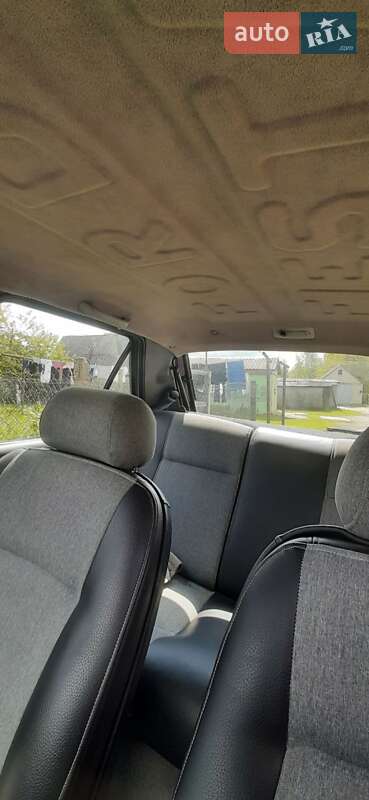 Хэтчбек Ford Fiesta 1989 в Луцке