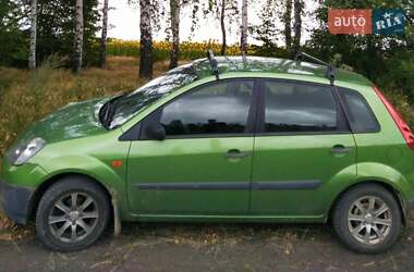 Хетчбек Ford Fiesta 2006 в Яремчі