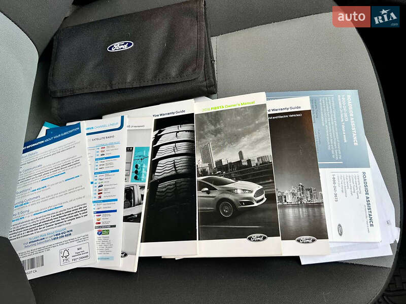 Седан Ford Fiesta 2016 в Гнівані