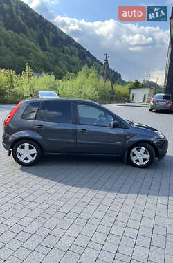 Хэтчбек Ford Fiesta 2008 в 