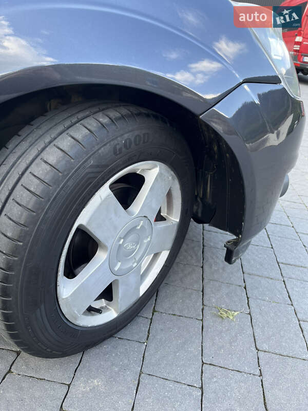 Хэтчбек Ford Fiesta 2008 в Межгорье