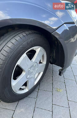 Хэтчбек Ford Fiesta 2008 в 