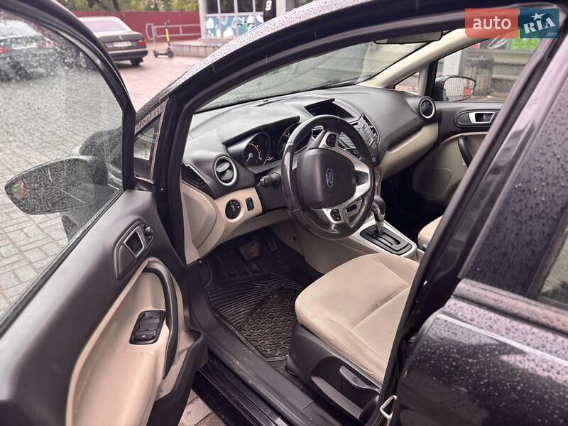 Седан Ford Fiesta 2014 в Житомире фото 8 Седан Ford Fiesta 2014 в Житомире