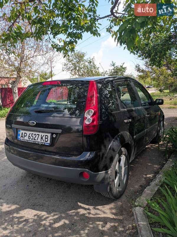 Хэтчбек Ford Fiesta 2008 в Запорожье