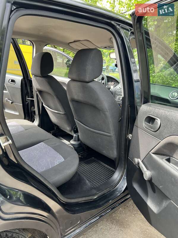 Хэтчбек Ford Fiesta 2006 в Киеве