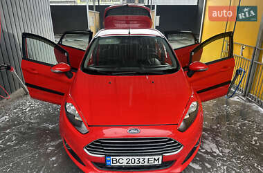 Хетчбек Ford Fiesta 2015 в Хмельницькому