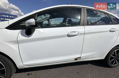 Седан Ford Fiesta 2017 в 