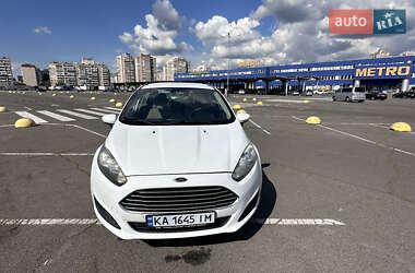 Седан Ford Fiesta 2017 в 