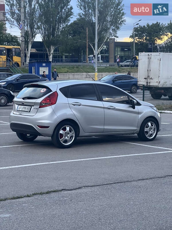 Хэтчбек Ford Fiesta 2011 в Днепре фото 5 Хэтчбек Ford Fiesta 2011 в Днепре
