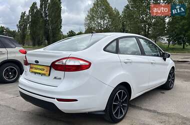 Седан Ford Fiesta 2017 в 