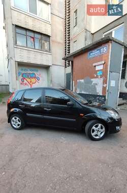 Хэтчбек Ford Fiesta 2008 в 