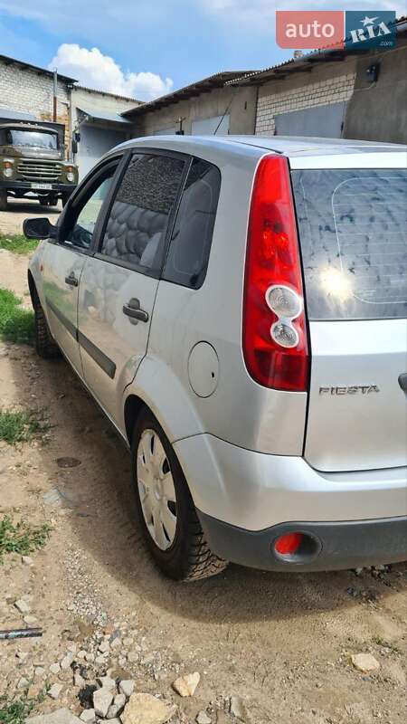 Хэтчбек Ford Fiesta 2007 в Николаеве фото 3 Хэтчбек Ford Fiesta 2007 в Николаеве