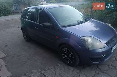 Хэтчбек Ford Fiesta 2006 в 