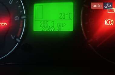 Хэтчбек Ford Fiesta 2006 в 