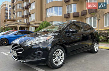Седан Ford Fiesta 2018 в Києві