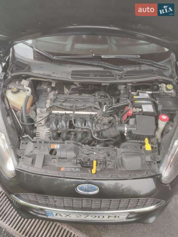 Седан Ford Fiesta 2014 в Харькове фото 3 Седан Ford Fiesta 2014 в Харькове