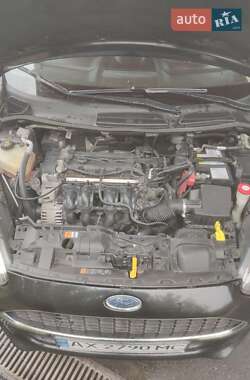 Седан Ford Fiesta 2014 в 
