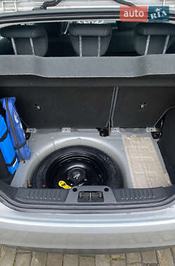 Хэтчбек Ford Fiesta 2012 в 