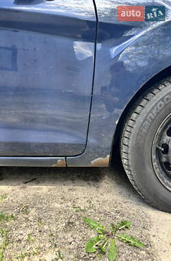 Хэтчбек Ford Fiesta 2011 в 