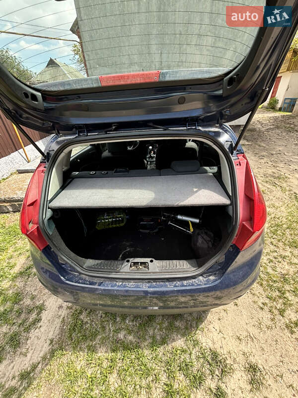 Хэтчбек Ford Fiesta 2011 в Киеве фото 11 Хэтчбек Ford Fiesta 2011 в Киеве