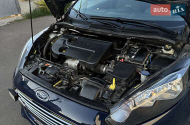 Хэтчбек Ford Fiesta 2013 в 