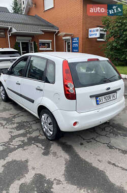 Хэтчбек Ford Fiesta 2007 в Киеве