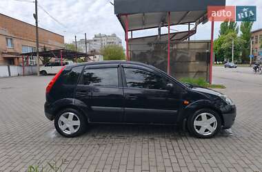 Хэтчбек Ford Fiesta 2008 в 