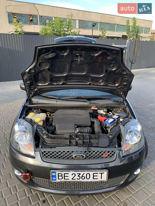 Хэтчбек Ford Fiesta 2007 в Первомайске