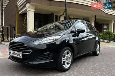 Седан Ford Fiesta 2018 в Киеве