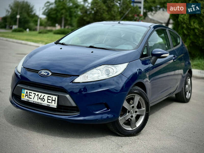 Хетчбек Ford Fiesta 2008 в Кам'янському