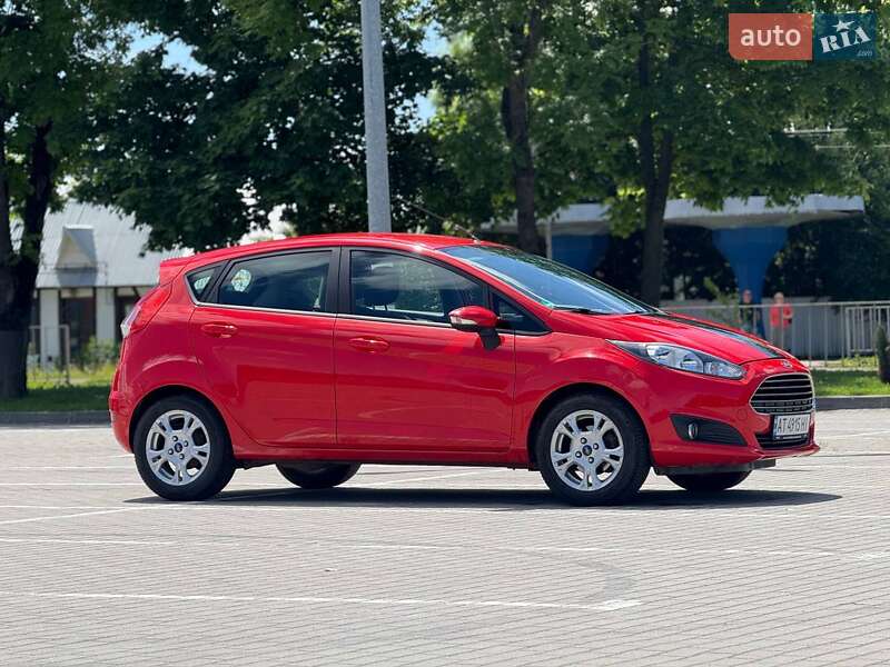 Хэтчбек Ford Fiesta 2014 в Коломые