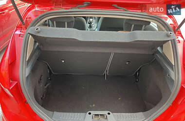 Хэтчбек Ford Fiesta 2012 в 