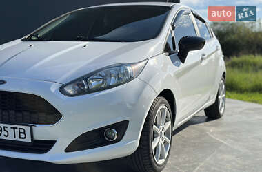 Хэтчбек Ford Fiesta 2019 в 