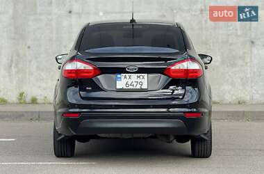 Седан Ford Fiesta 2016 в 