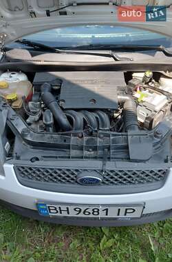 Хэтчбек Ford Fiesta 2007 в 