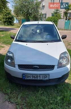 Хэтчбек Ford Fiesta 2007 в Одессе