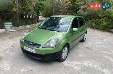 Хетчбек Ford Fiesta 2006 в 
