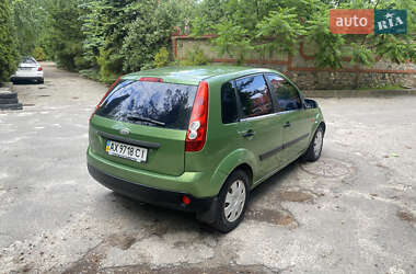 Хетчбек Ford Fiesta 2006 в 