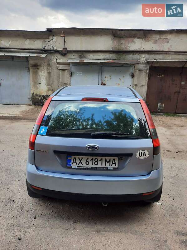 Хэтчбек Ford Fiesta 2005 в Харькове