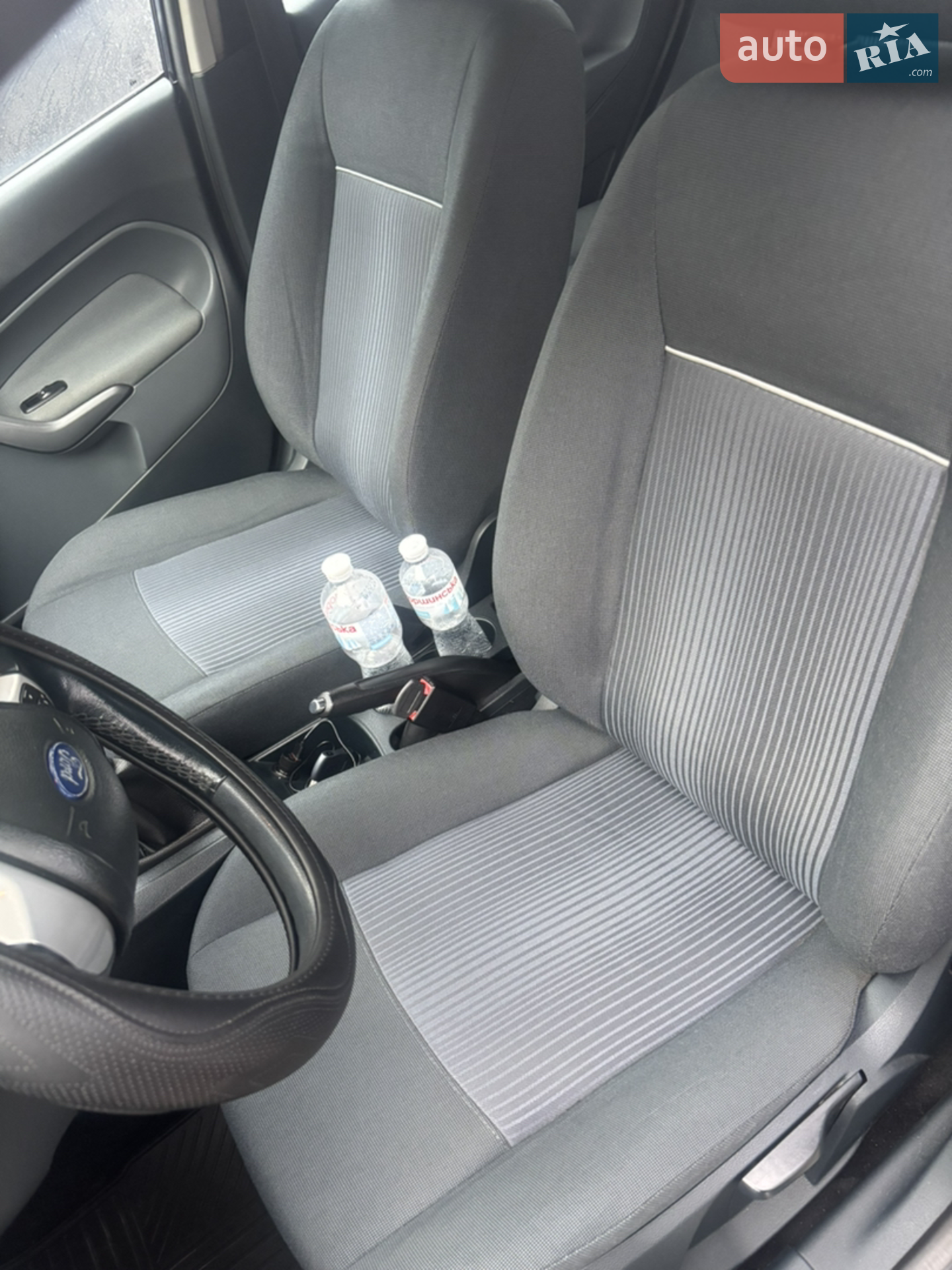 2011 Ford Fiesta - мініатюра 16