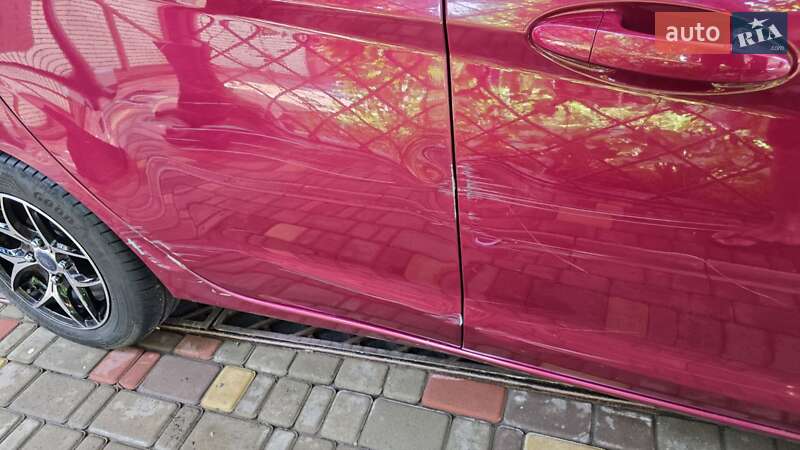 Хетчбек Ford Fiesta 2011 в Дніпрі