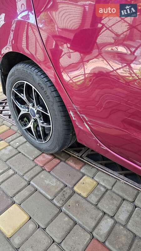 Хетчбек Ford Fiesta 2011 в Дніпрі