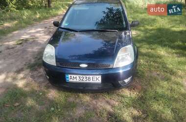 Хетчбек Ford Fiesta 2004 в Макарові